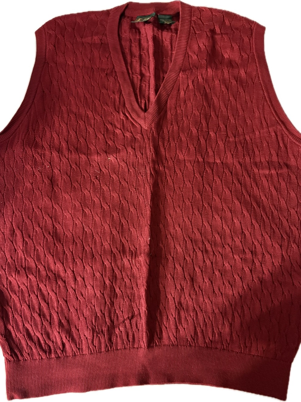 Bobby Jones Cable-Knit V-Neck Sweater Vest - Red